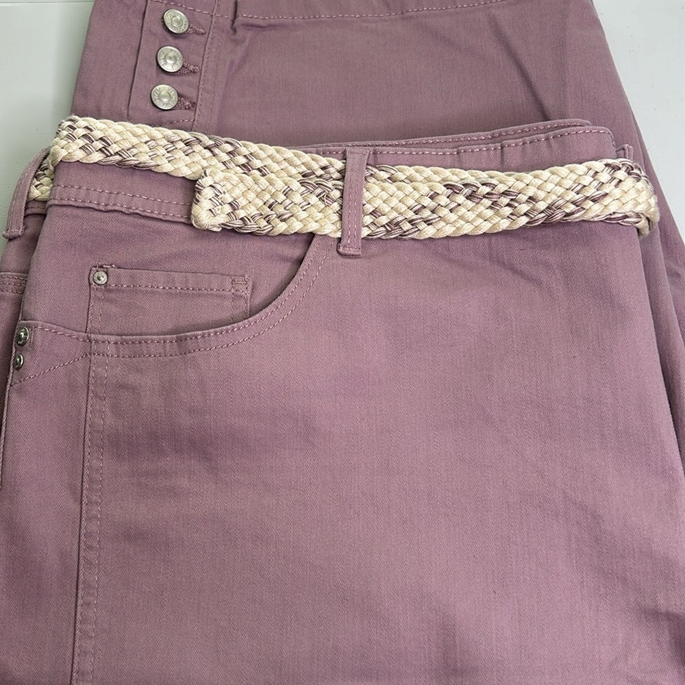 Gloria Vanderbilt Capri Pants - Picture 13 of 15